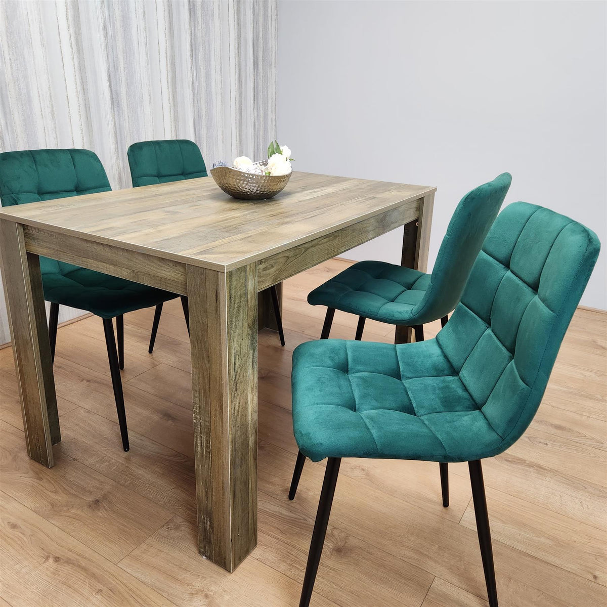 Dining Set of 4 Dining Table and 4 Green Velvet Chairs Dining Room Furniture