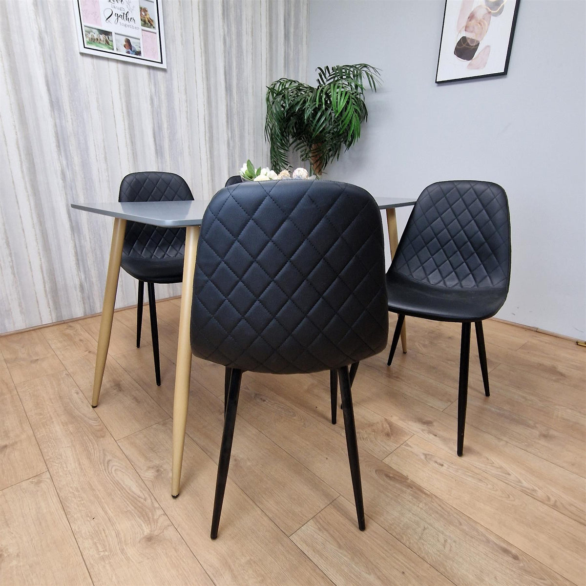 Dining Table Set of 4 Wooden Grey Table with 4 Black Gem Patterend Chairs